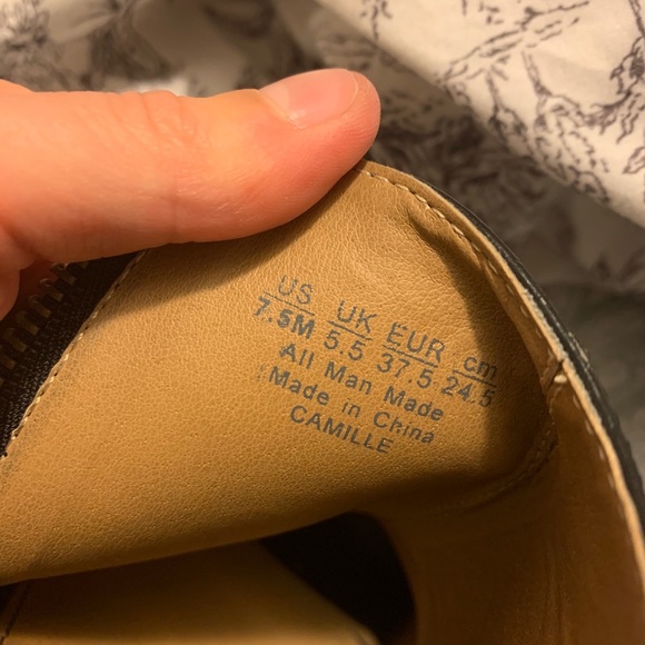 Fergalicious Pumps - Picture 11 of 12